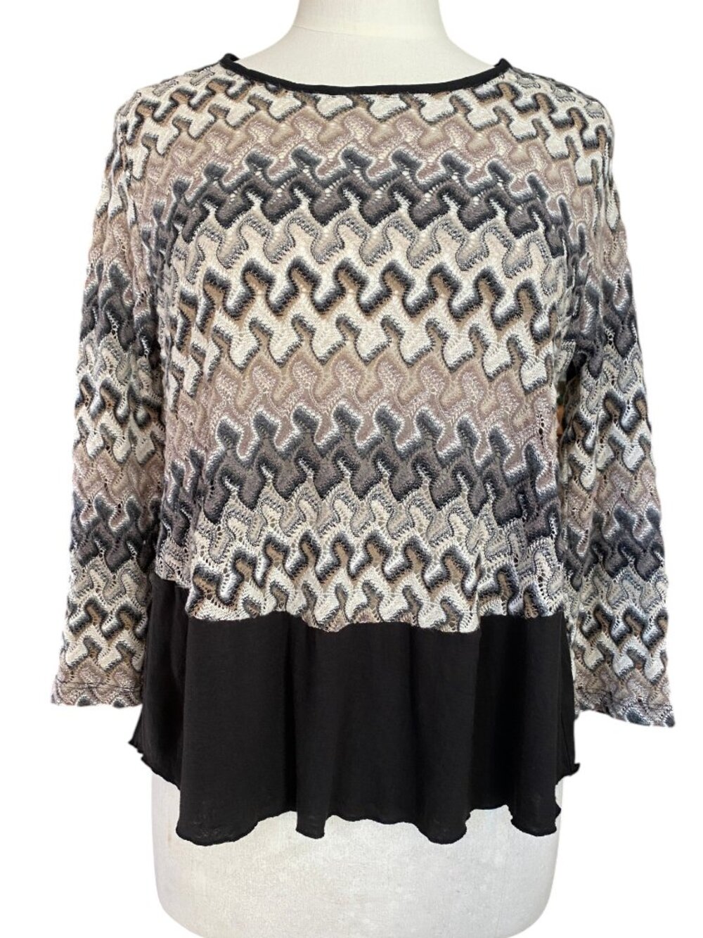 PHO Earthy Zig Zag Chevron Open Knit Top Black Contrast Hem Indie Grunge-M